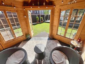 Garden room- click for photo gallery